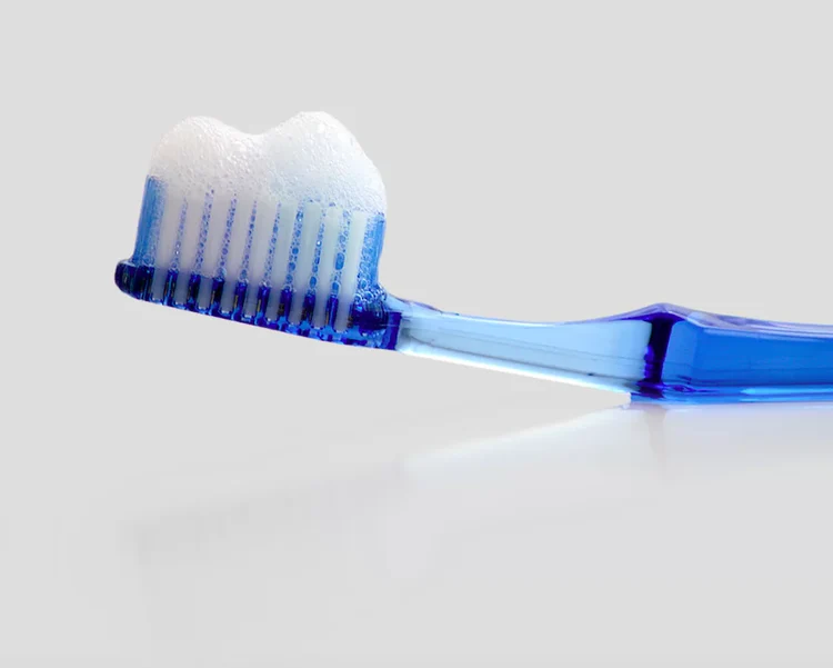 Mousse blanchiment dentaire