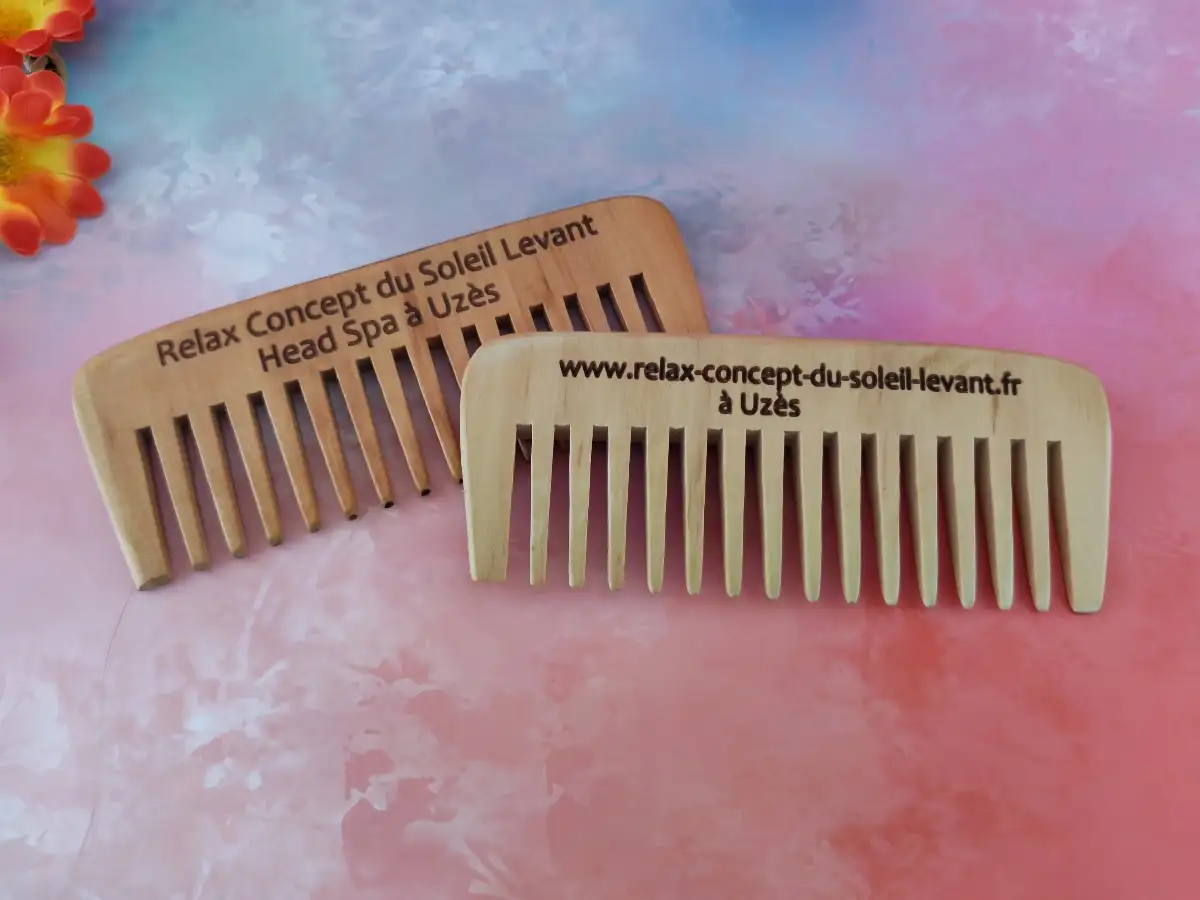 Peigne en bois