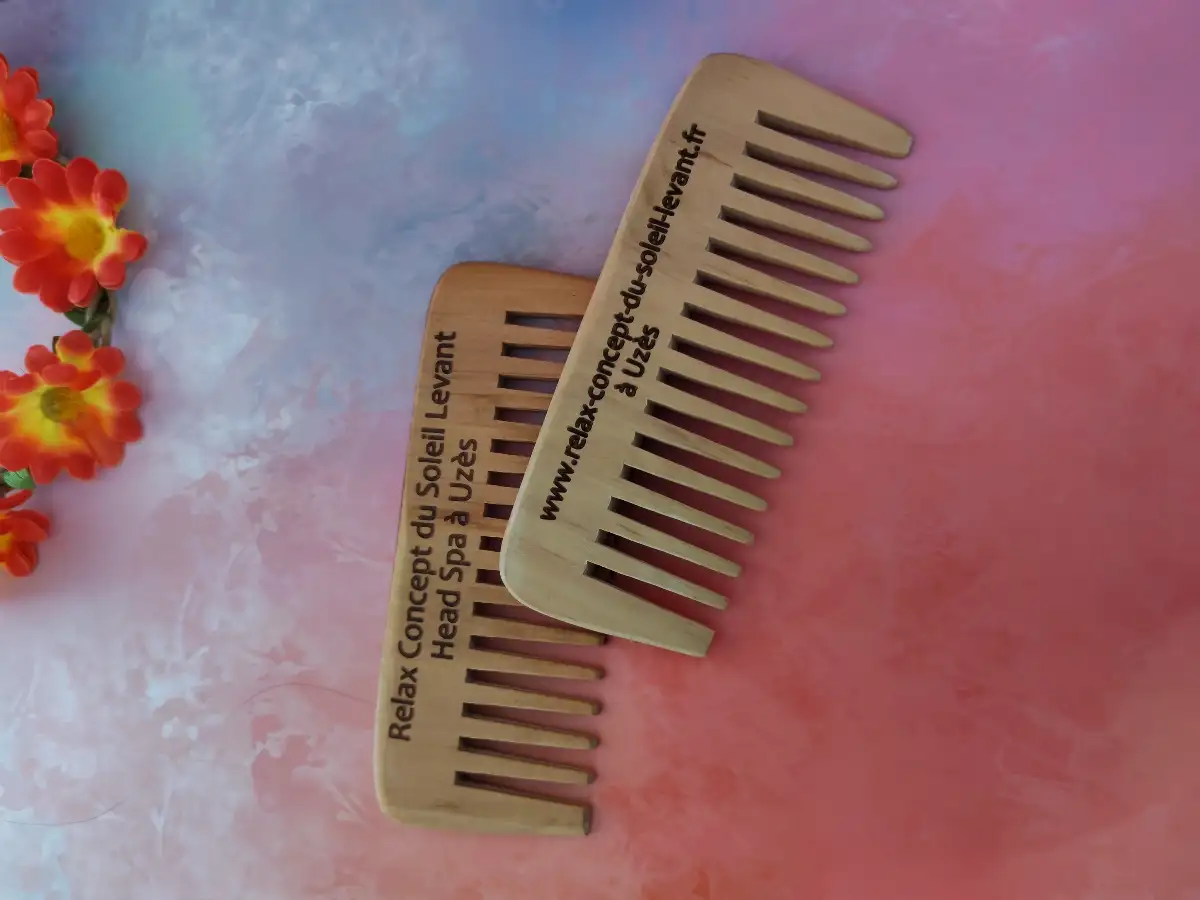 Peigne en bois